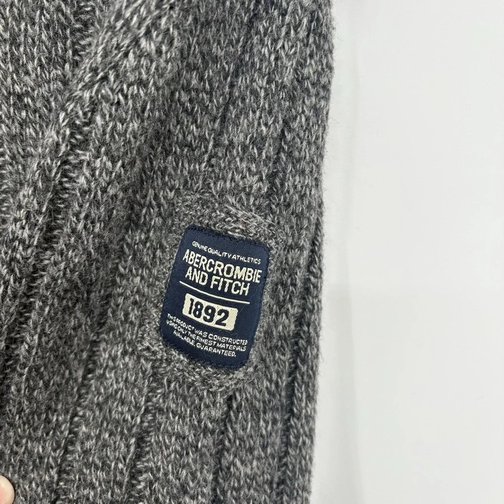 Y2K Abercrombie Fitch Men Ribbed V Neck Sweater‎ XL Gray Logo Patch Preppy
